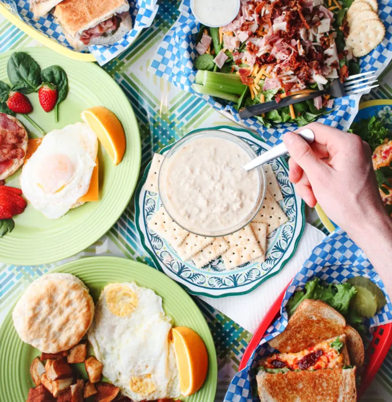 Em's Kitchen, food & libations in Athens, GA